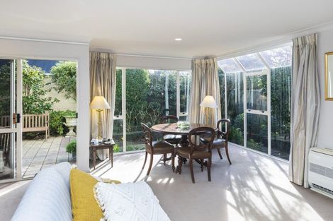 Photo of property in 3/33 Holly Road, St Albans, Christchurch, 8014