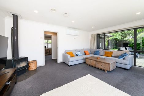 Photo of property in 57 Chestnut Close, Kelvin Grove, Palmerston North, 4414