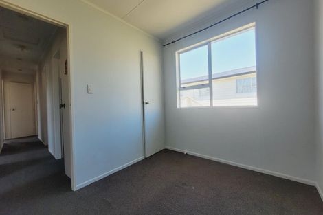 Photo of property in 139 Driver Crescent, Cannons Creek, Porirua, 5024