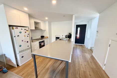 Photo of property in 6/27 Main Road, Wainuiomata, Lower Hutt, 5014