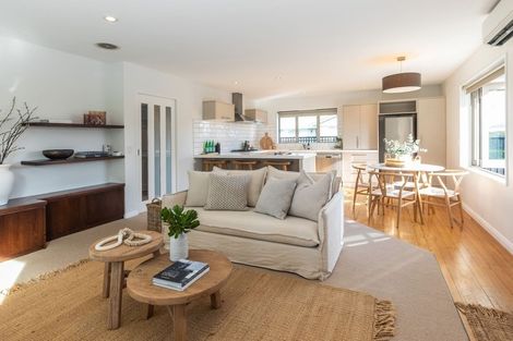 Photo of property in 32 Gainsborough Street, Hoon Hay, Christchurch, 8025