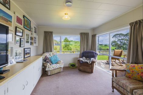 Photo of property in 30 The Crescent, Wairoa, 4108