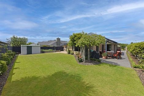 Photo of property in 53 Skyedale Drive, Harewood, Christchurch, 8051