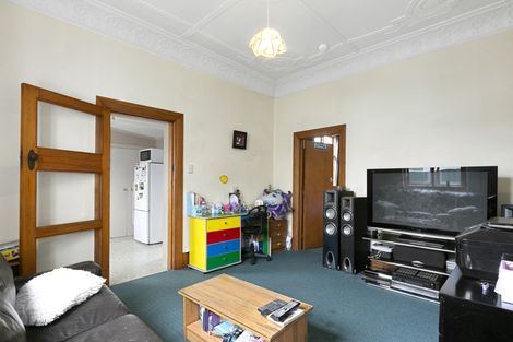 Photo of property in 38 Hargest Crescent, Saint Kilda, Dunedin, 9012