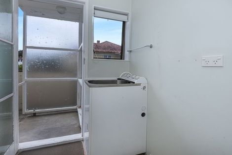 Photo of property in 27 Kamo Road, Regent, Whangarei, 0112
