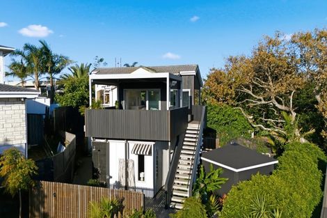 Photo of property in 30 Terrace Avenue, Mount Maunganui, 3116