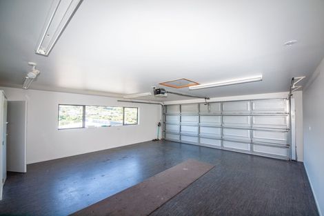 Photo of property in 47 Hawtrey Terrace, Churton Park, Wellington, 6037