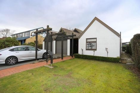 Photo of property in 11 Swithland Place Avonhead Christchurch City