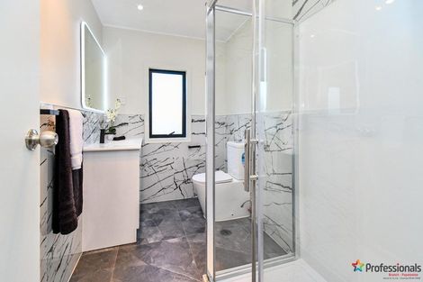 Photo of property in 28 Pah Road, Papatoetoe, Auckland, 2025