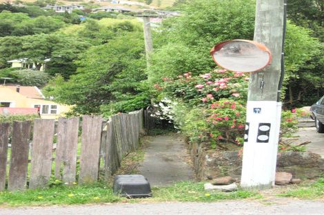 Photo of property in 36 Dudley Road, Lyttelton, 8082