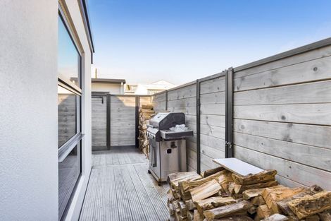 Photo of property in 70a Argyle Street, Hawera, 4610