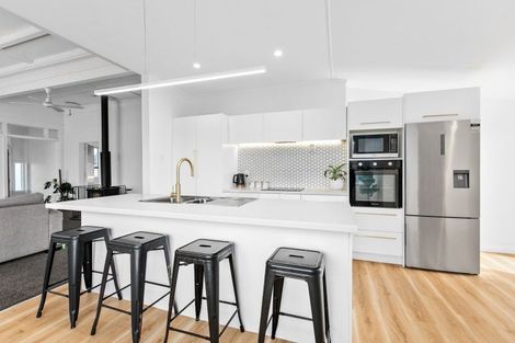 Photo of property in 214 Porangahau Road, Waipukurau, 4200