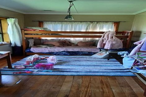 Photo of property in 18 Half Mile Road, Tuatapere, 9620