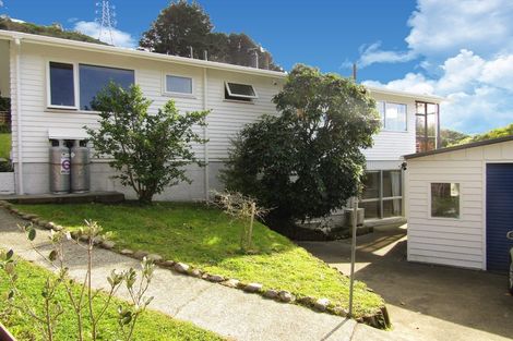 Photo of property in 16 Downing Street, Crofton Downs, Wellington, 6035