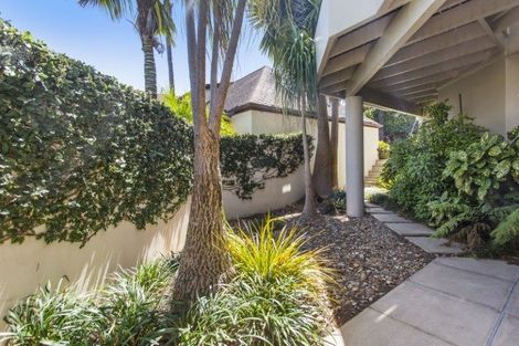 Photo of property in 45b Takutai Avenue, Half Moon Bay, Auckland, 2012