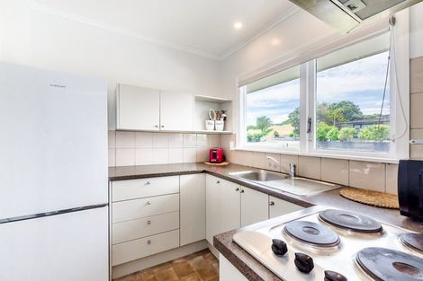 Photo of property in 1 Anthony Grove, Paraparaumu Beach, Paraparaumu, 5032