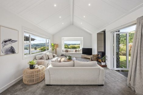 Photo of property in 4 Harrier Lane, Kinloch, Taupo, 3377