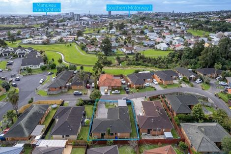 Photo of property in 5 Gerona Crescent, Hillpark, Auckland, 2102