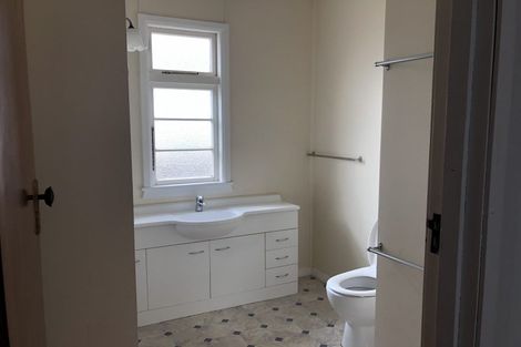 Photo of property in 260 Ruahine Street, Terrace End, Palmerston North, 4410