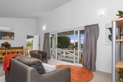 Photo of property in 32a Ruamoana Place, Omokoroa, 3114