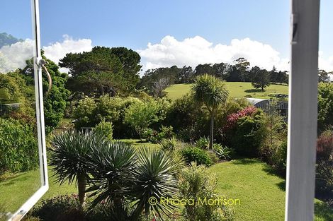 Photo of property in 42 Sandy Beach Road, Tinopai, 0593