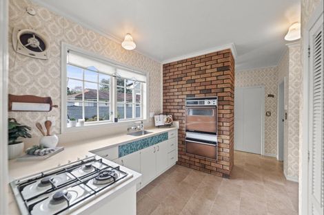 Photo of property in 15a Long Melford Road, Awapuni, Palmerston North, 4412