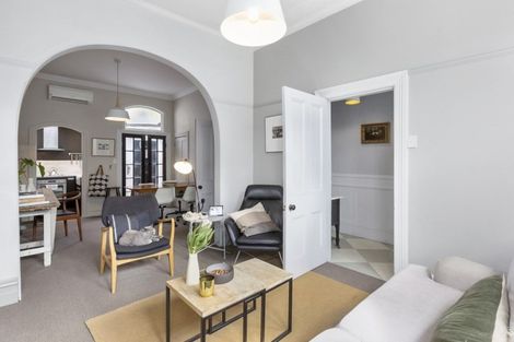 Photo of property in 323 Rattray Street, Dunedin Central, Dunedin, 9016