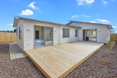 Photo of property in 13 Huahua Crescent, Papakura, 2110