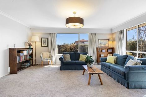 Photo of property in 130 Grahams Road, Burnside, Christchurch, 8053