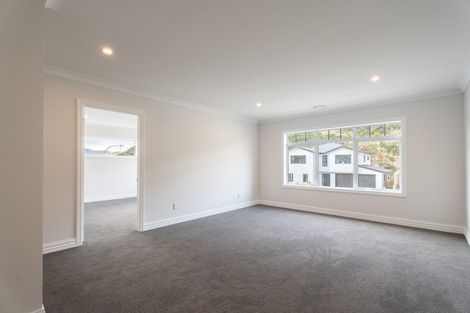 Photo of property in 28 Farnworth Terrace, Churton Park, Wellington, 6037