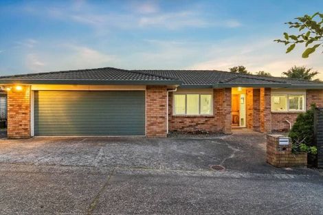 Photo of property in 12 Bokeen Lane, Flat Bush, Auckland, 2019