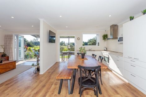 Photo of property in 313 Makirikiri Road, Crofton, Marton, 4787