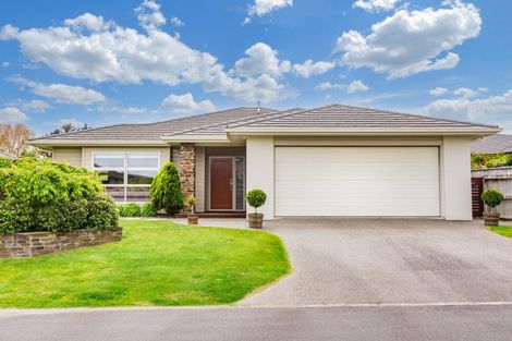 Photo of property in 26 Otupoa Way, Paraparaumu, 5032