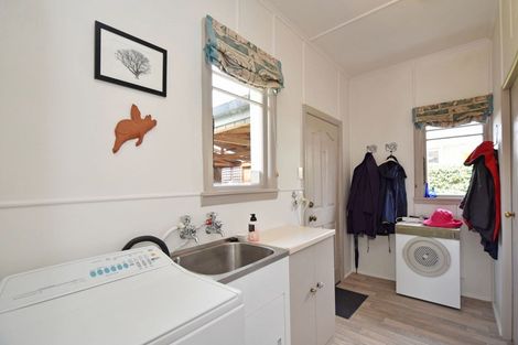 Photo of property in 19 Herriot Street, Richmond, Invercargill, 9810