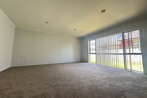 Photo of property in 12 Glanmire Place, Flat Bush, Auckland, 2016