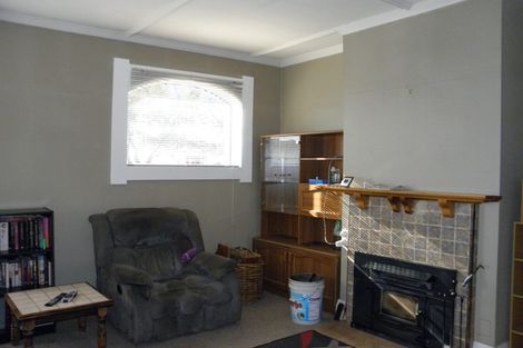 Photo of property in 37 Albert Street, Winton, 9720