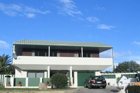 Photo of property in 1 Bruce Place, Bay View, Napier, 4104