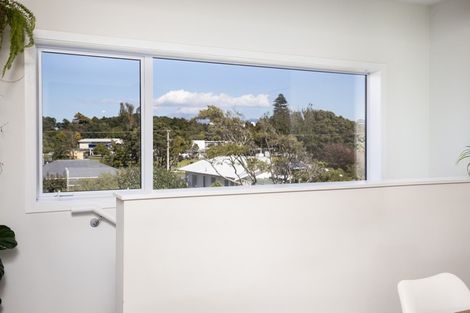 Photo of property in 25 Birdwood Avenue, Moturoa, New Plymouth, 4310