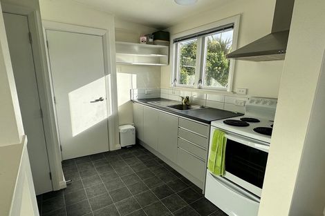 Photo of property in 8 Alameda Terrace, Aro Valley, Wellington, 6021