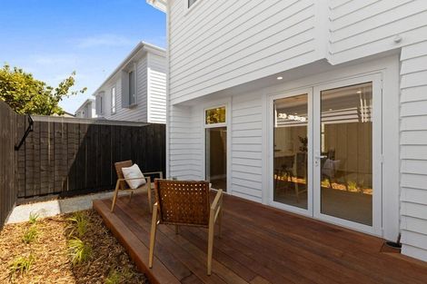 Photo of property in 1/92 Holly Road, St Albans, Christchurch, 8014