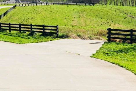 Photo of property in 12 Bordeaux Place, Te Kauwhata, 3782