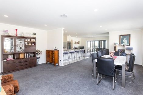 Photo of property in 16 Kapuka Street, Papamoa Beach, Papamoa, 3118