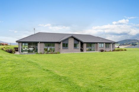 Photo of property in 258 Baker Road, Berwick Forest, Outram, 9073