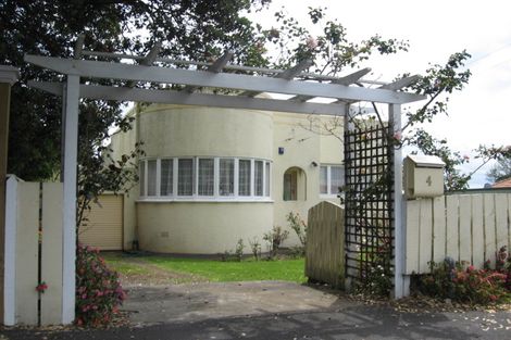 Photo of property in 4a Coronation Road, Mangere Bridge, Auckland, 2022