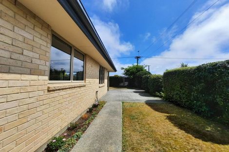 Photo of property in 38 Bassett Street, Burwood, Christchurch, 8083