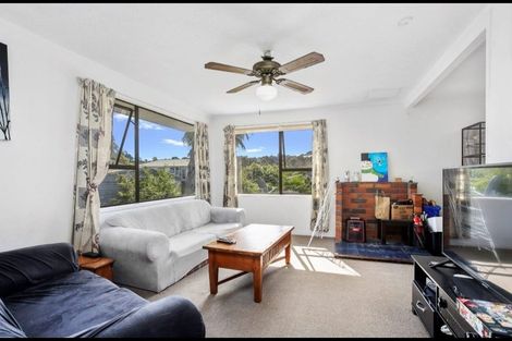 Photo of property in 54 Arodella Crescent, Ranui, Auckland, 0612