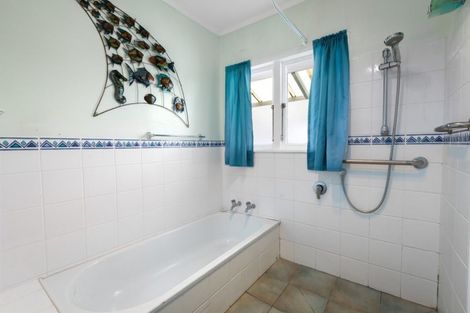 Photo of property in 18 Carisbrooke Street, Katikati, 3129