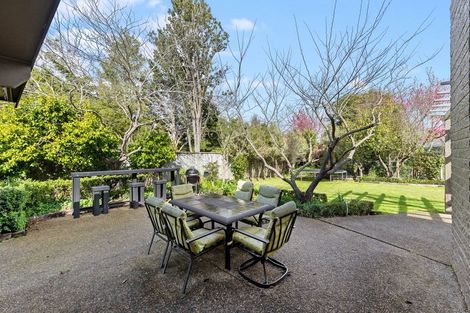 Photo of property in 16 Mcdowall Place, Queenwood, Hamilton, 3210