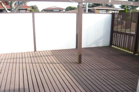 Photo of property in 1/4 Aylmer Court, Eastern Beach, Auckland, 2012