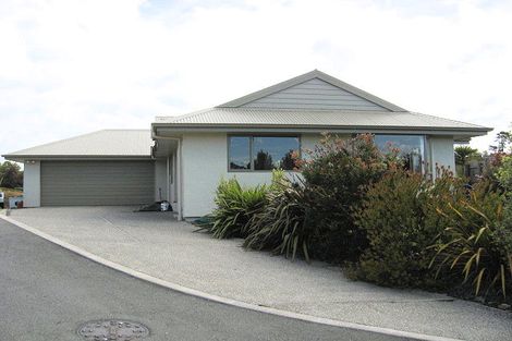 Photo of property in 12 Lionel Place, Mapua, 7005